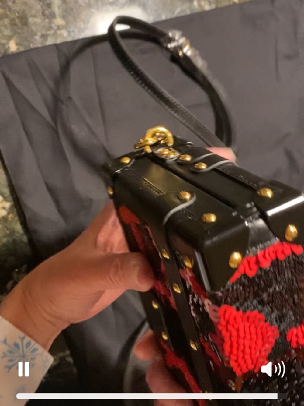 Louis Vuitton Black & Red Sequin Petite Trunk Clutch with Gold Hardware - Picture 9 of 13